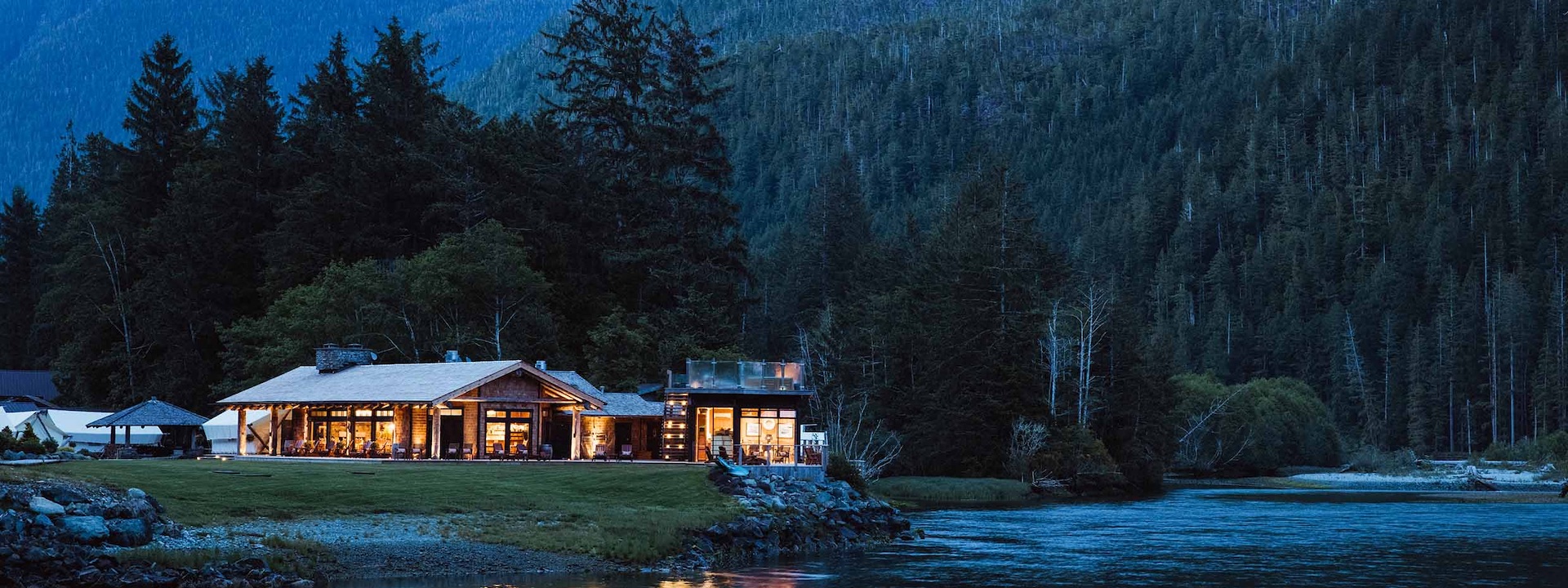 EXPLORE BY LAND: ESCAPE TO AN ADVENTURE LODGE 